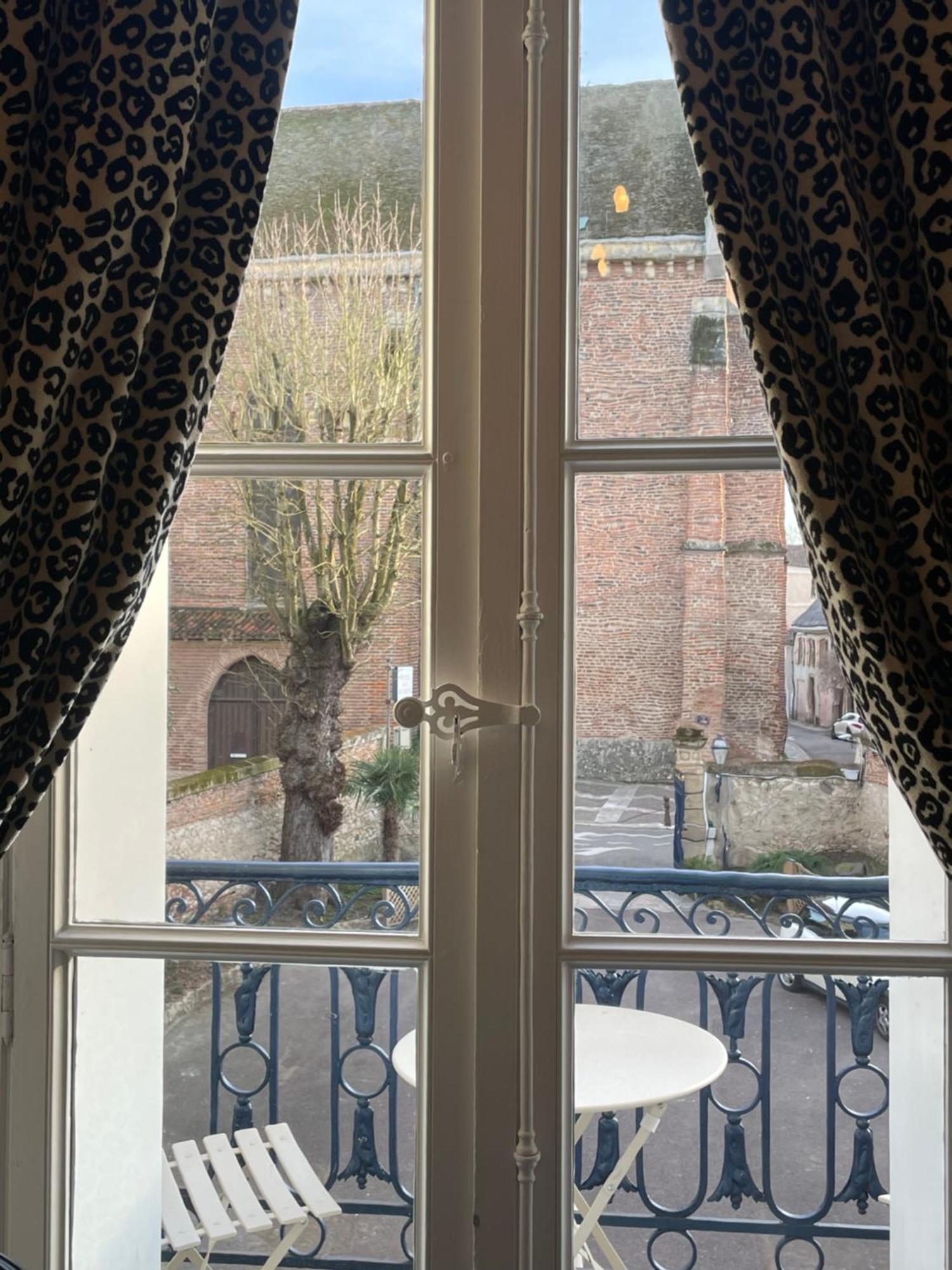 Hotel Chateau Des Jacobins Agen Exteriör bild