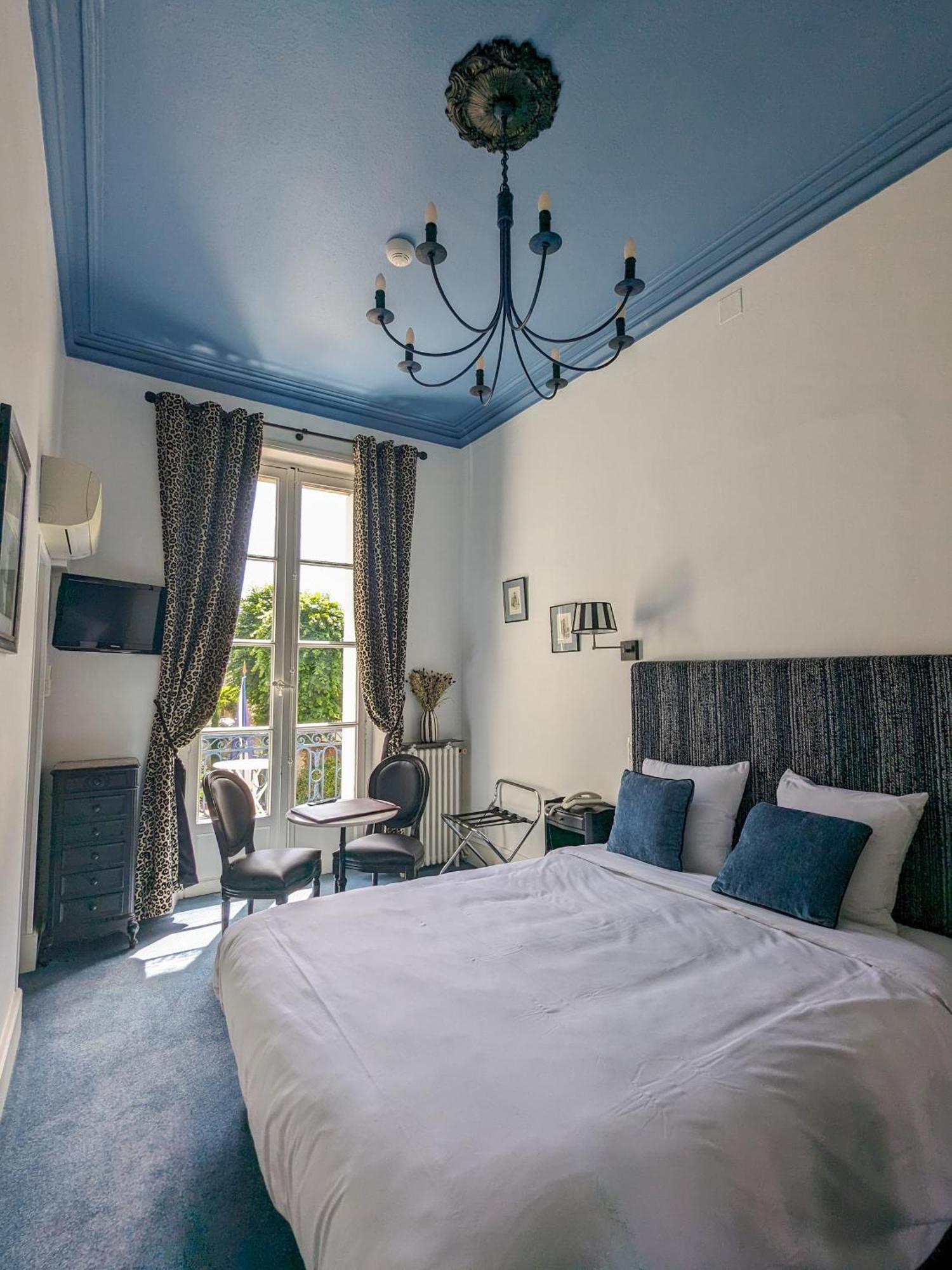 Hotel Chateau Des Jacobins Agen Exteriör bild